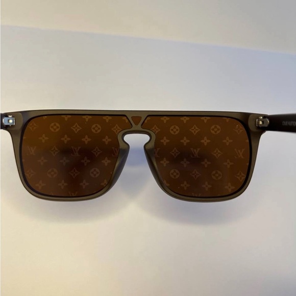 LV Waimea black monogram sunglasses - Picture 3 of 4